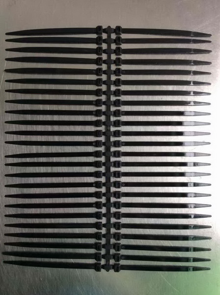 國標(biāo)尼龍扎帶 (10)